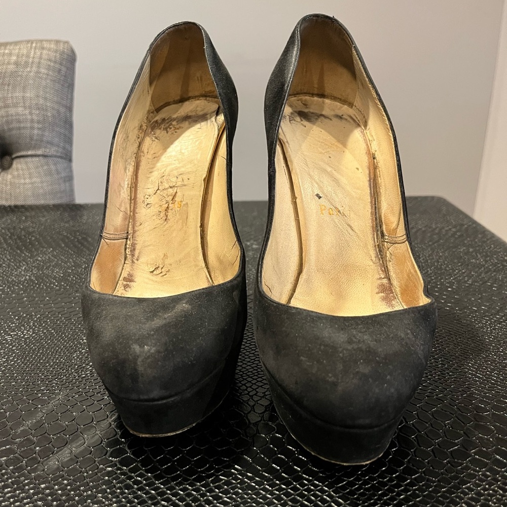 Christian Louboutin Pumps